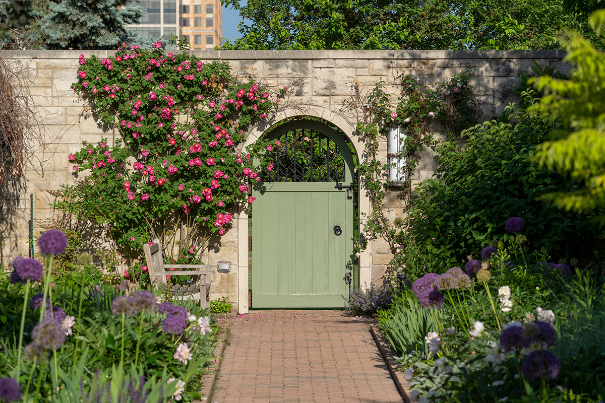 Ewing & Muriel Kauffman Memorial Gardens